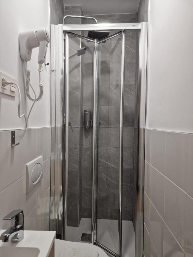 Hostal Esparteros Madrid Ngoại thất bức ảnh