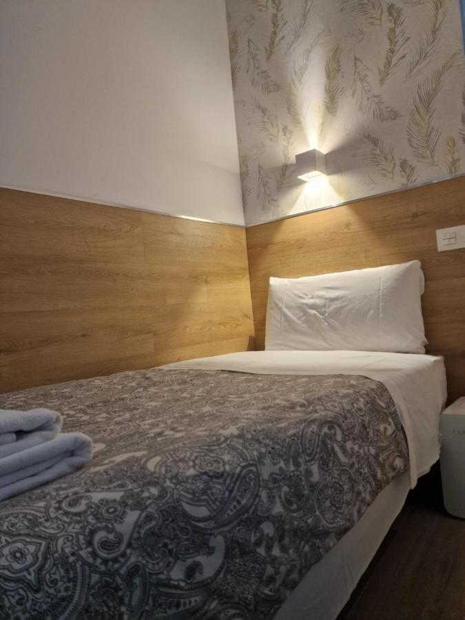 Hostal Esparteros Madrid Ngoại thất bức ảnh