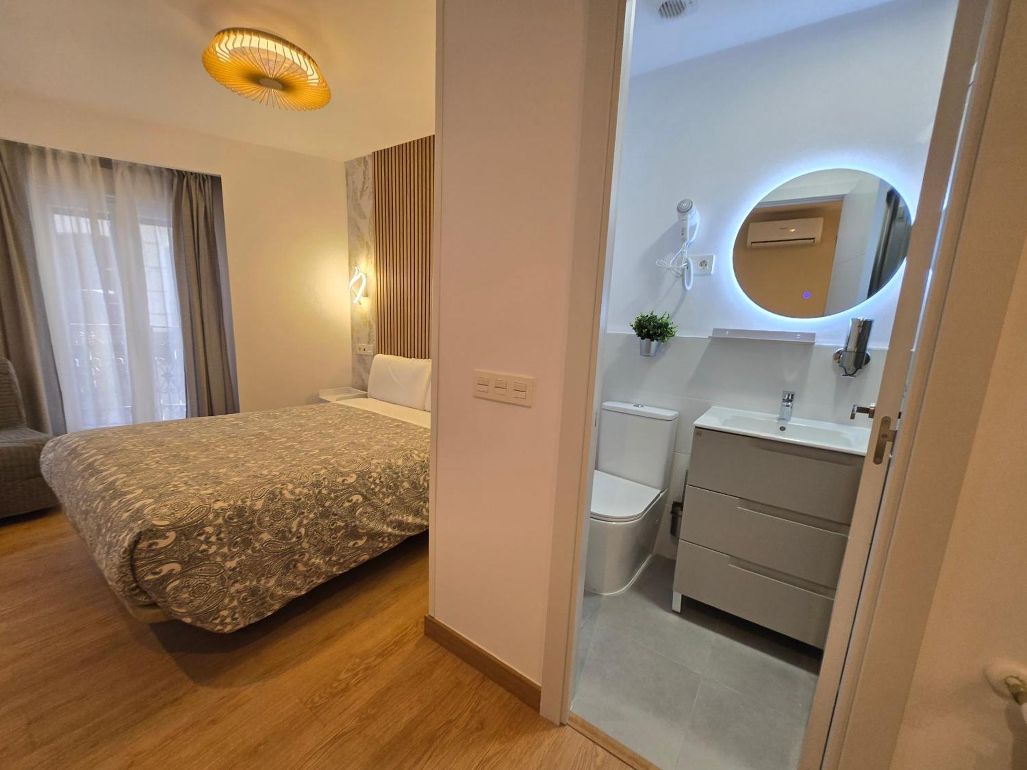Hostal Esparteros Madrid Ngoại thất bức ảnh