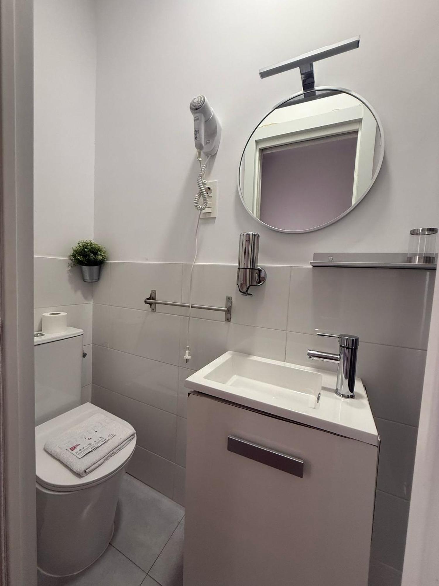 Hostal Esparteros Madrid Ngoại thất bức ảnh