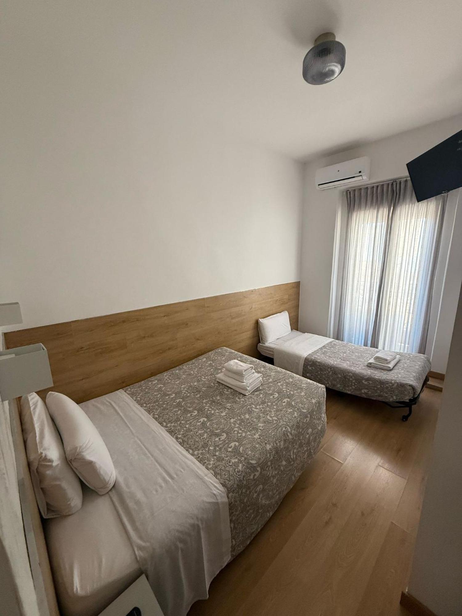 Hostal Esparteros Madrid Ngoại thất bức ảnh
